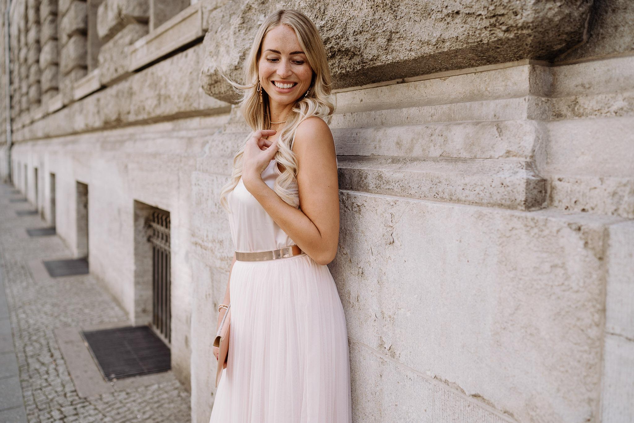 andcompliments online shop brautmode tuell rock wie kombiniere ich einen tuellrock brautjungfer streetstyle berlin fotocredit wildlights photography comsb200807 23 Kopie Marie Mariage: Angesagte & Moderne Brautmodenboutique für Brautkleider und Standesamtkleider zwischen Mannhein und Kaiserslautern