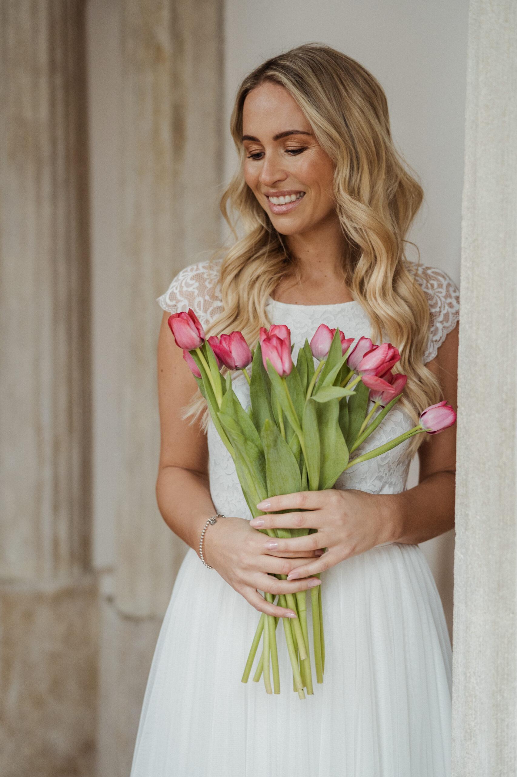 andcompliments online shop brautmode zweiteiler tuellrock alternative hochzeitskleid sb220208 20 scaled Marie Mariage: Angesagte & Moderne Brautmodenboutique für Brautkleider und Standesamtkleider zwischen Mannhein und Kaiserslautern