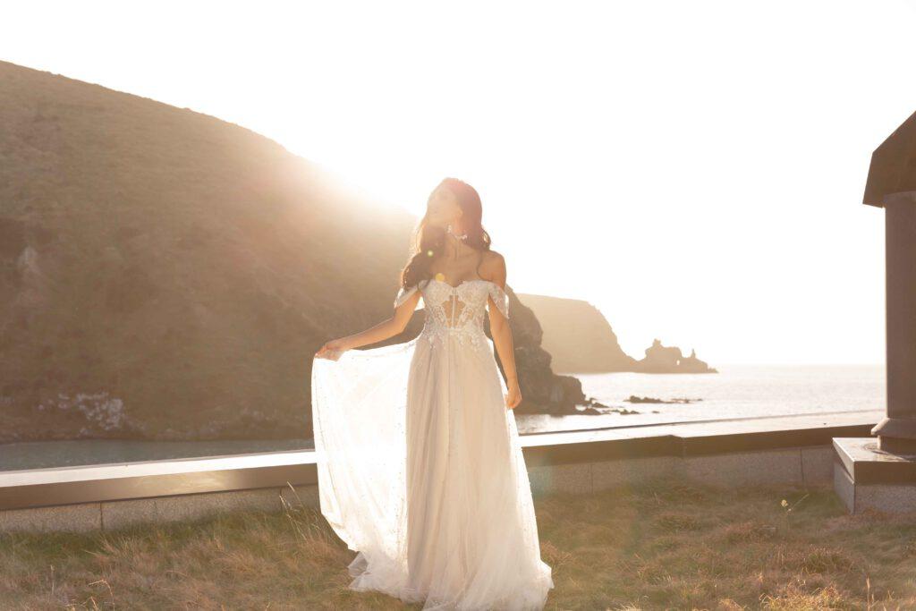 KAIYA ML23133 RUNWAY 44 "Brautkleider & Trauringe für eine unvergessliche Hochzeit"