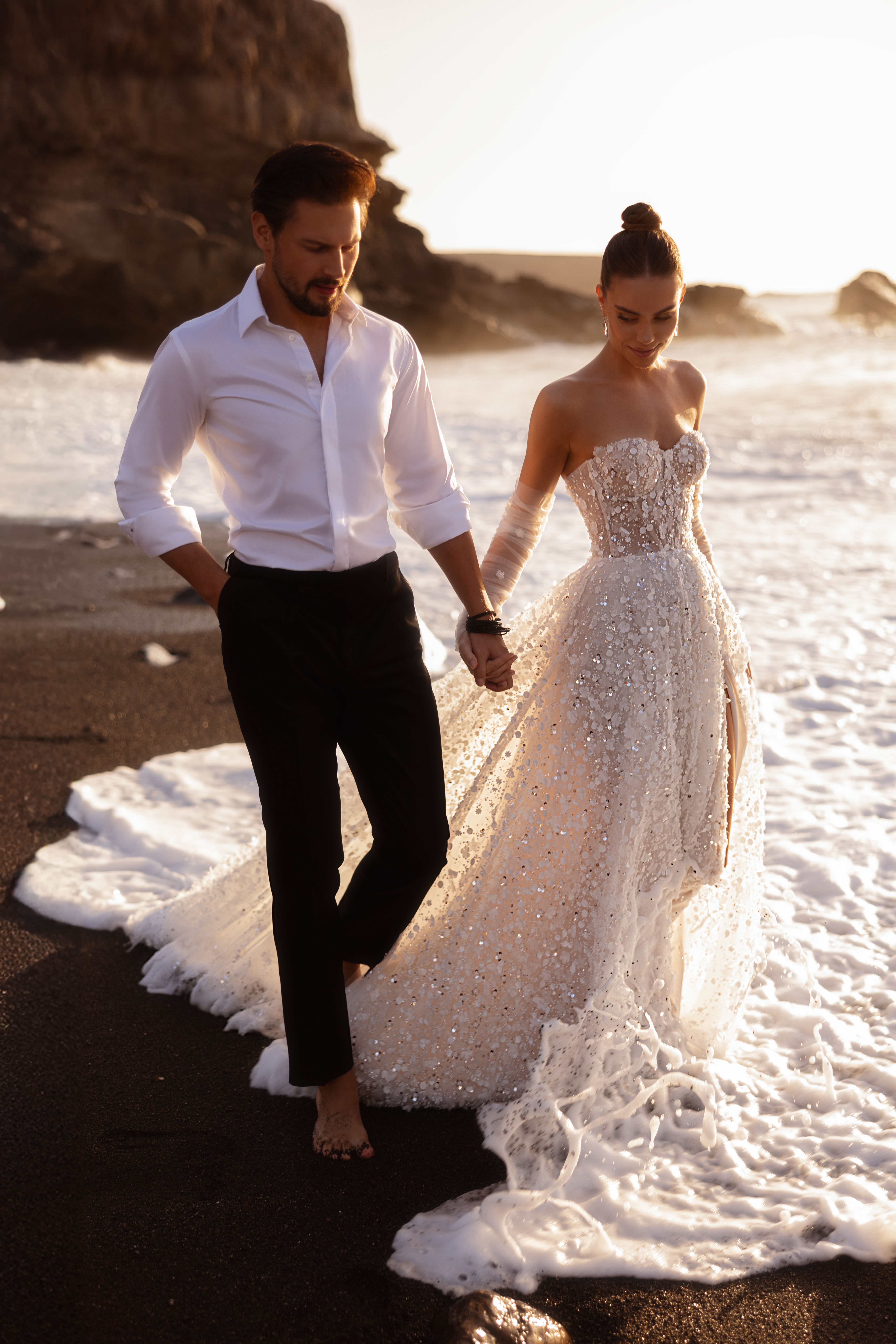 Brautkleid Reem von Dama Couture – luxuriöses, modernes Hochzeitskleid mit edlen Details, erhältlich im Marie Mariage Brautatelier in Obrigheim bei Mannheim, Heidelberg und Kaiserslautern.