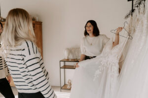 MarieMariageAnprobe MirisPhotography 195 "Brautkleider & Trauringe für eine unvergessliche Hochzeit"