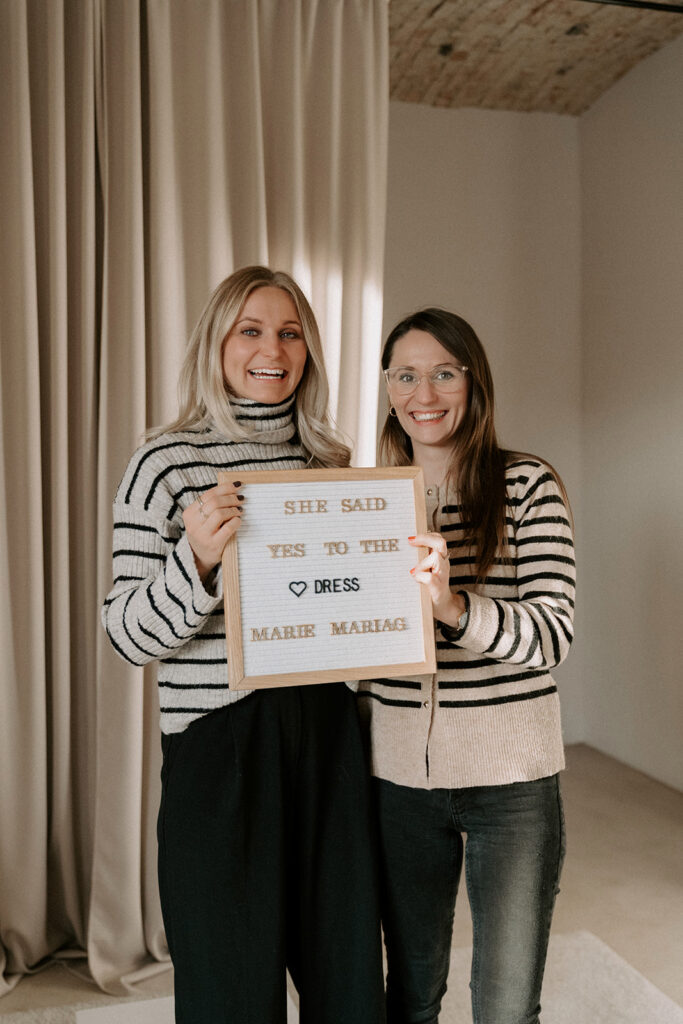 MarieMariageAnprobe MirisPhotography 507 "Brautkleider & Trauringe für eine unvergessliche Hochzeit"