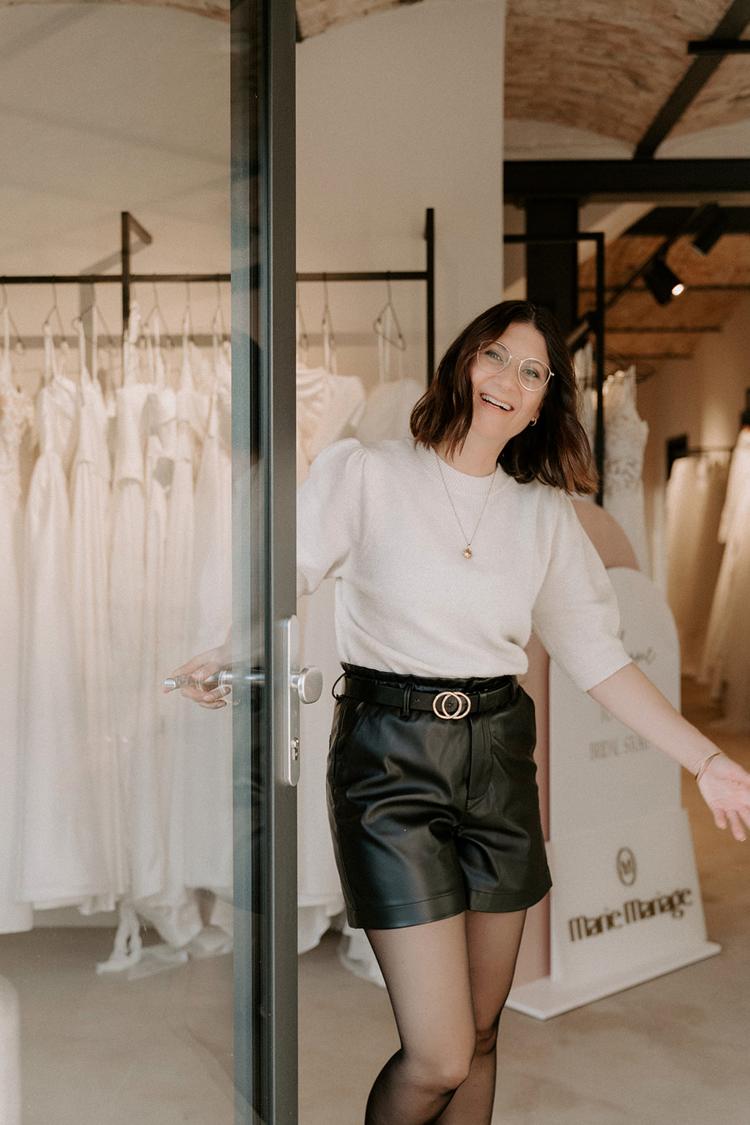 MarieMariageAnprobe MirisPhotography 604 1 "Brautkleider & Trauringe für eine unvergessliche Hochzeit"